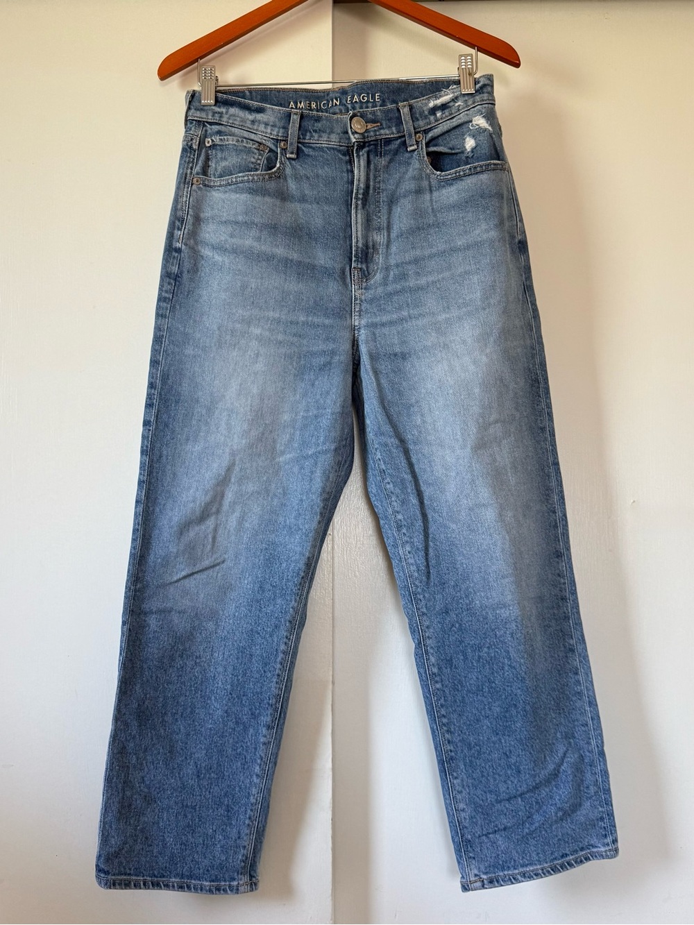 American Eagle 90’s Boyfriend Jeans